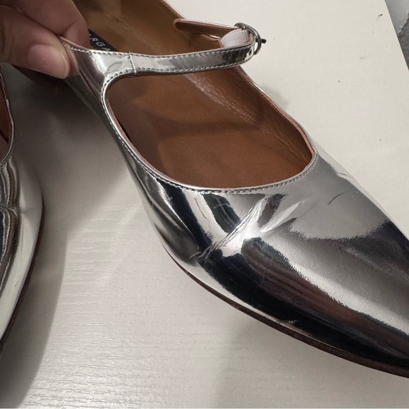 Margaux Silver Flats - Picture 6 of 11